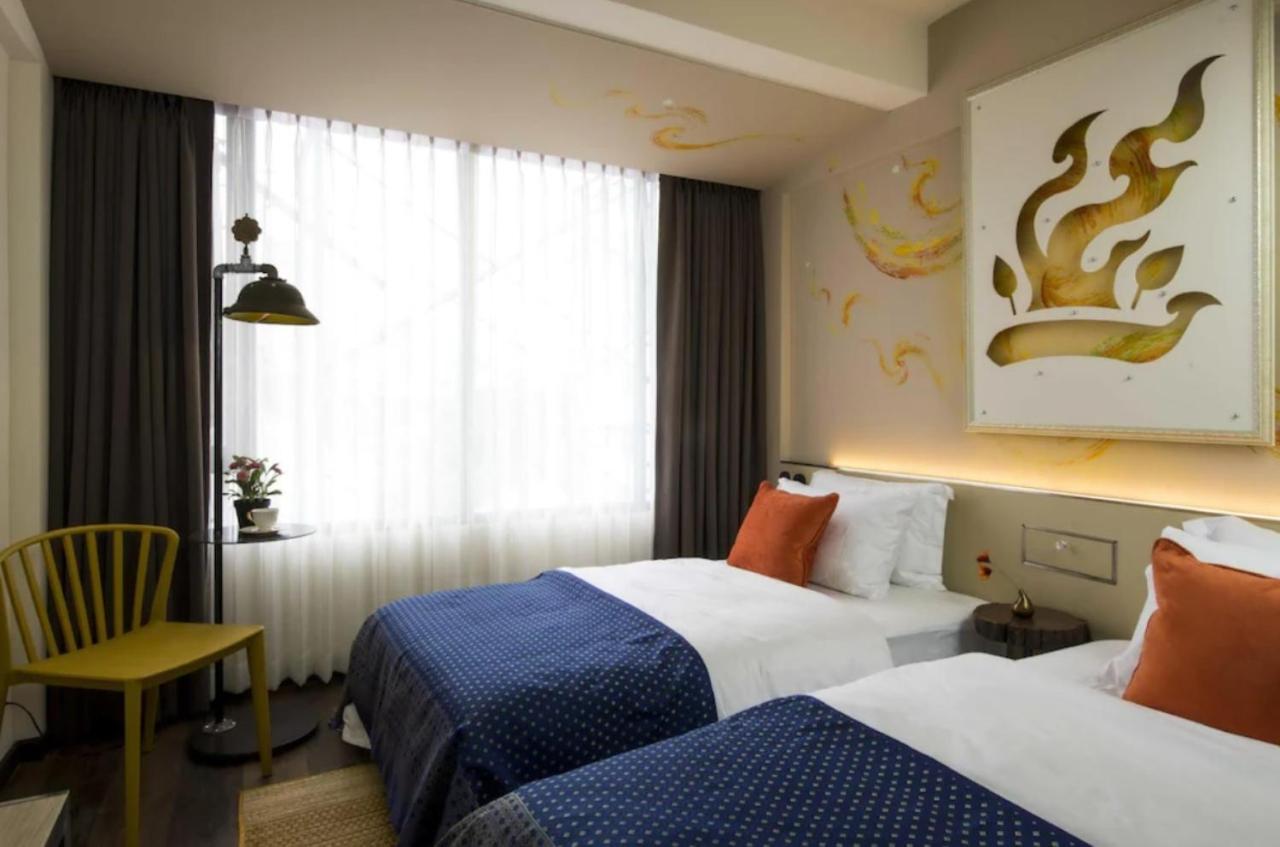 Dhevi Bangkok Hotel Esterno foto